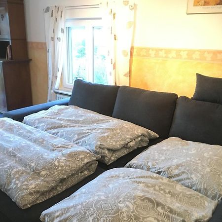 בורוויילר Ferienwohnung Suedpfalzblick מראה חיצוני תמונה