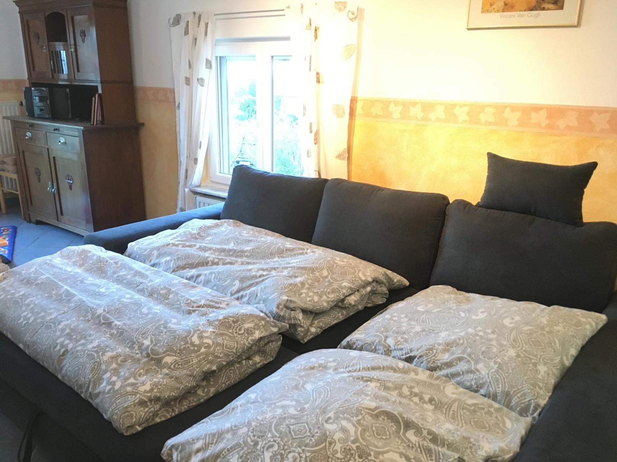 בורוויילר Ferienwohnung Suedpfalzblick מראה חיצוני תמונה